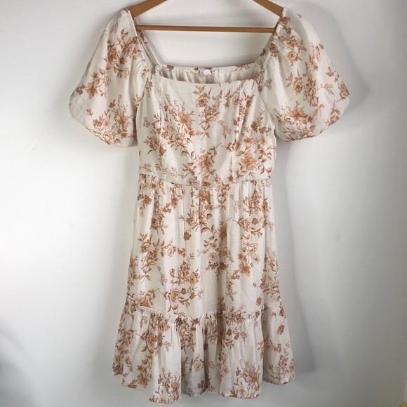 Blu Pepper Dresses & Skirts - Blu Pepper Floral Print Puff Sleeve Dress